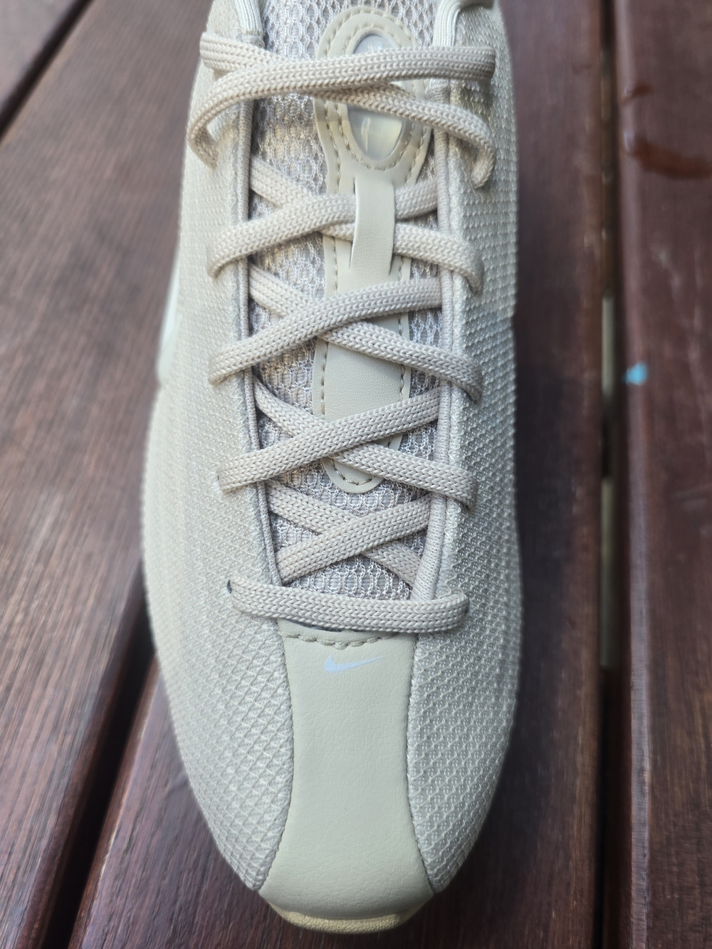 NEW!!! Nike Women's Shox Z Sneakers,Color: Oatmeal/Phantom-Linen, Size W7 - Picture 9 of 16